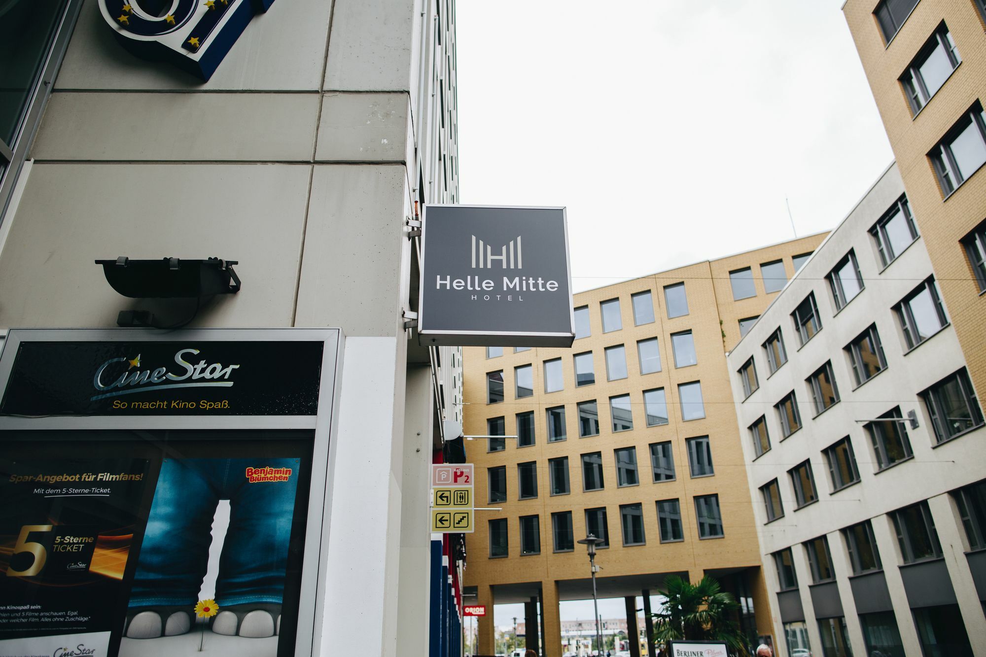 Hotel "Helle Mitte" Berlin Exteriör bild